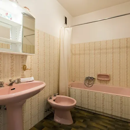 Apartment Palais Royal Yourhosthelper