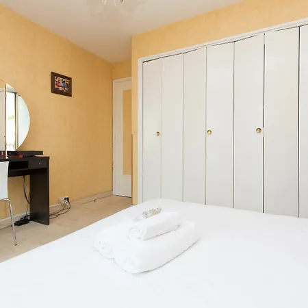 Apartment Palais Royal Yourhosthelper
