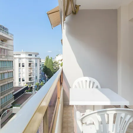 Palais Royal Yourhosthelper Apartment Cannes